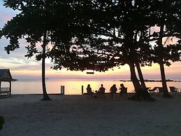 Samma Karuna Resort - Intoxicants free