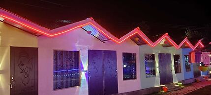 Red Leaf Resort & Cafe