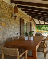 Spacious Country Villa With Private Pool