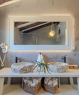 Spacious Country Villa With Private Pool