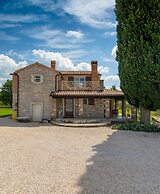 Spacious Country Villa With Private Pool