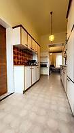 2BR Apartment for 5 Near Stadthalle