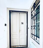 2BR Apartment for 5 Near Stadthalle