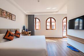 Sóng and Sun Phu Quoc Hotel