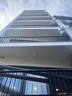 Azen Lakeside Apartment & Hotel