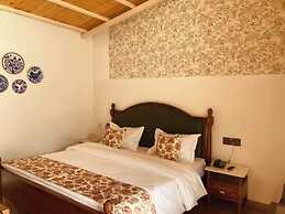 NAINA LODGE