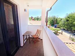 Two-storey House With Pool in Štrika