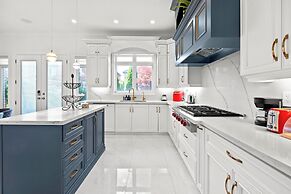 GLOBALSTAY Luxury 4 Bedroom House