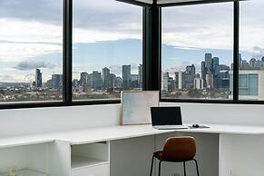 City Meets The Sea Melbourne Penthouse