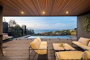 Valora Luxury By The Bay