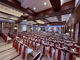 Hotel Saffron Grand Thane