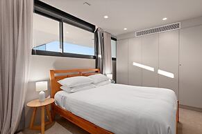 Modern 1-bed With Tamarama Beach Views
