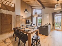 Spacious Alpine Apartment With Jacuzzi