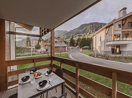 Spacious Alpine Apartment With Jacuzzi