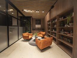 Modern 1BR Apt Great City View