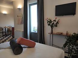 1940 Luxury Accommodations - Suite Onice