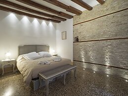 Ca Teatro by Wonderful Italy