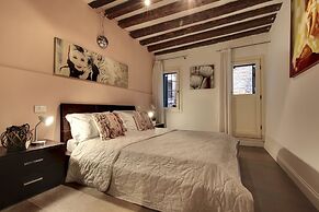 I Quattro Mori by Wonderful Italy