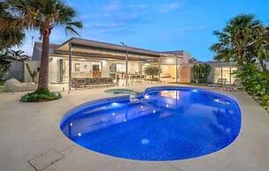 Casa Palma in Mermaid Waters