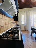 Villa 3 letti 2 docce e Giardino