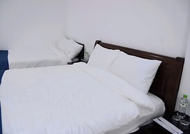 SHARE Hostel & Coffee