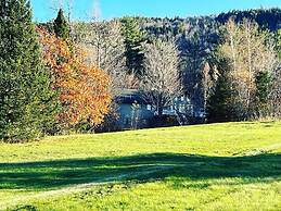 Mountain Retreat With River Views Near Sunday River and Year-round Adv