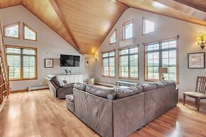 Mountain Retreat With River Views Near Sunday River and Year-round Adv