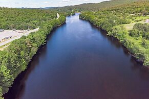 Mountain Retreat With River Views Near Sunday River and Year-round Adv