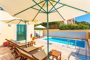 Villa Sequoia Yellow