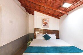 Underground Hostel By Bilwa Estate