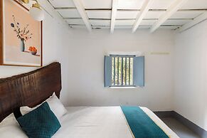 Underground Hostel By Bilwa Estate