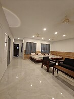 Hotel Mauris & Restaurant By Wishotel