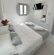 Fira Heart Studios