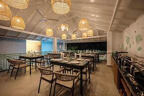 Yellowstone Resort Arambol