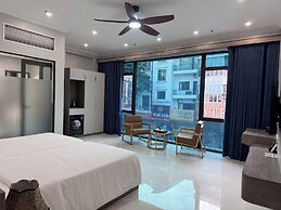 Diamond Light Hotel