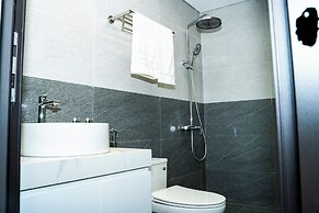 Diamond Light Hotel