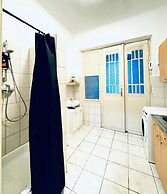 Comfortable 2BR Retreat Near Stadthalle