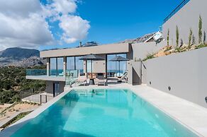 Zeus Villa