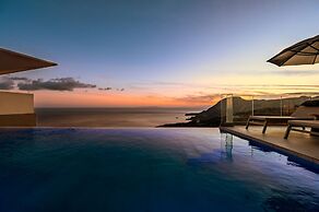 Zeus Villa