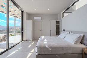 Zeus Villa