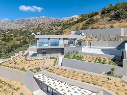 Zeus Villa