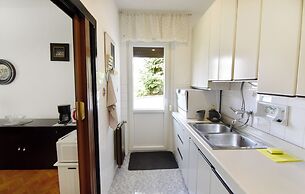 Spacious Apartment in Umag With Garden