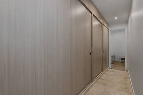 Luxury 5 Bed Residence - Opposite Arc de Triomphe