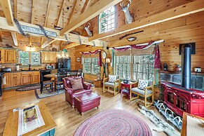 Game Room, Deck! Cozy Ski Cabin Near Sugarloaf