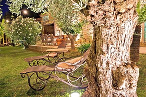 VILLA SANCTA MARIA