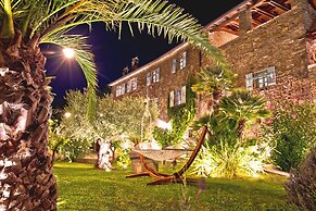 VILLA SANCTA MARIA