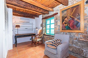 VILLA SANCTA MARIA