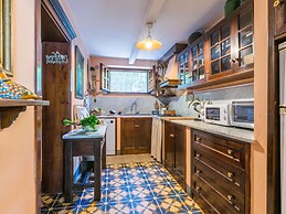 Podere la Botte Pool Lari