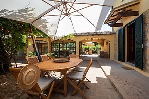 Podere la Botte Pool Lari