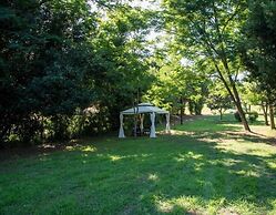 Podere la Botte Pool Lari